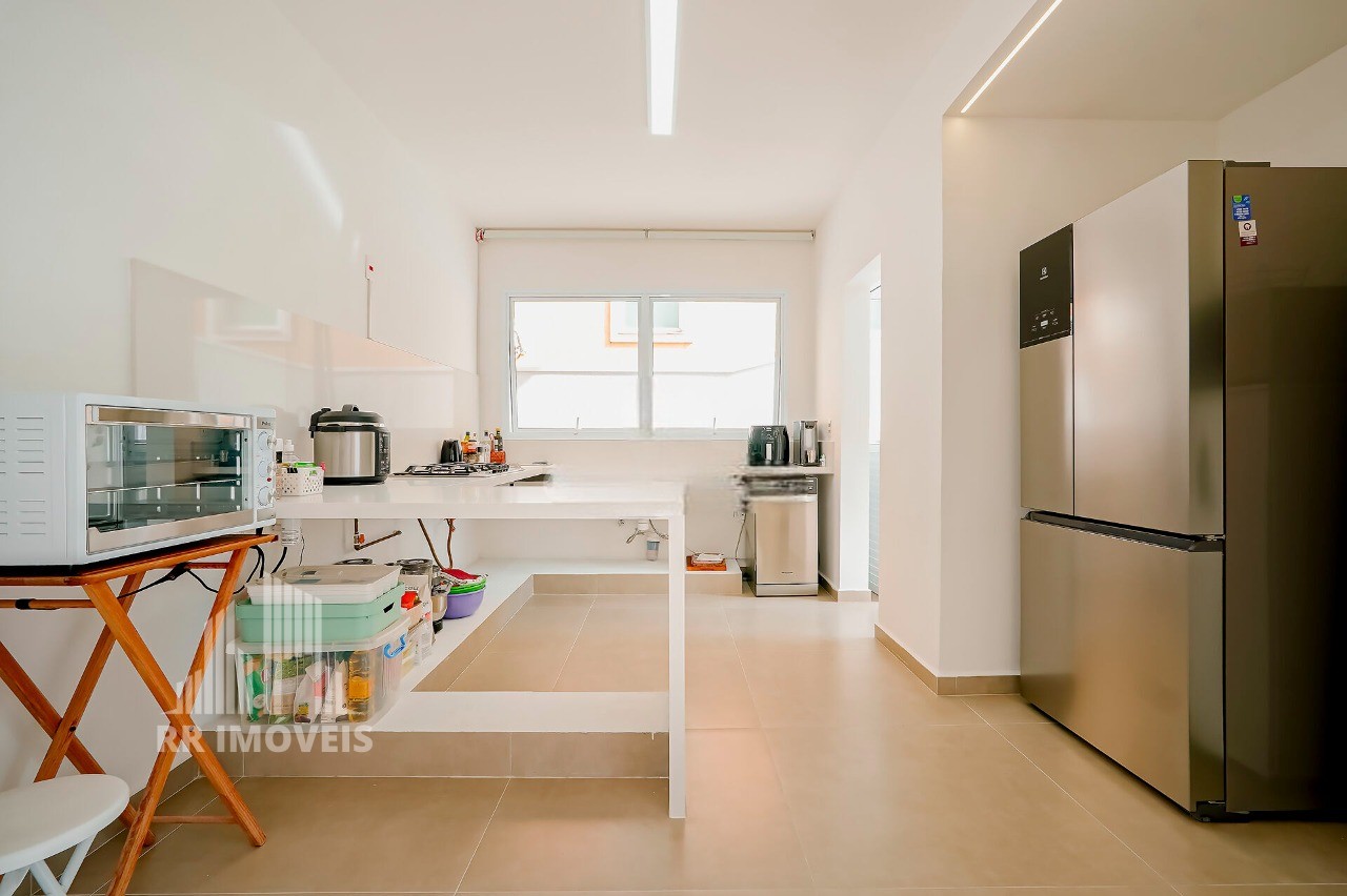 Casa, 3 quartos, 239 m² - Foto 13