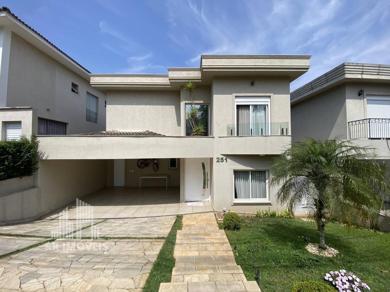 Casa, 3 quartos, 300 m² - Foto 1