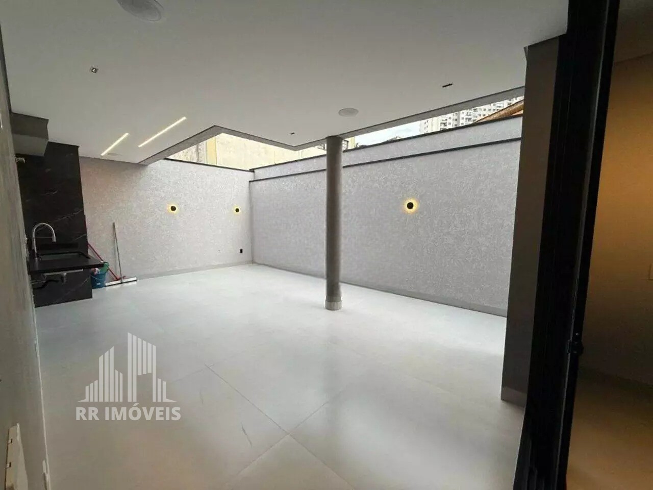 Casa, 3 quartos, 141 m² - Foto 3
