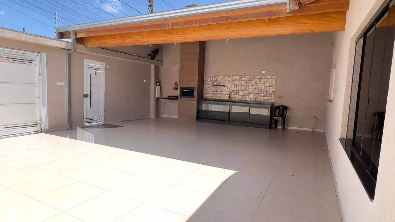Casa, 3 quartos, 169 m² - Foto 2