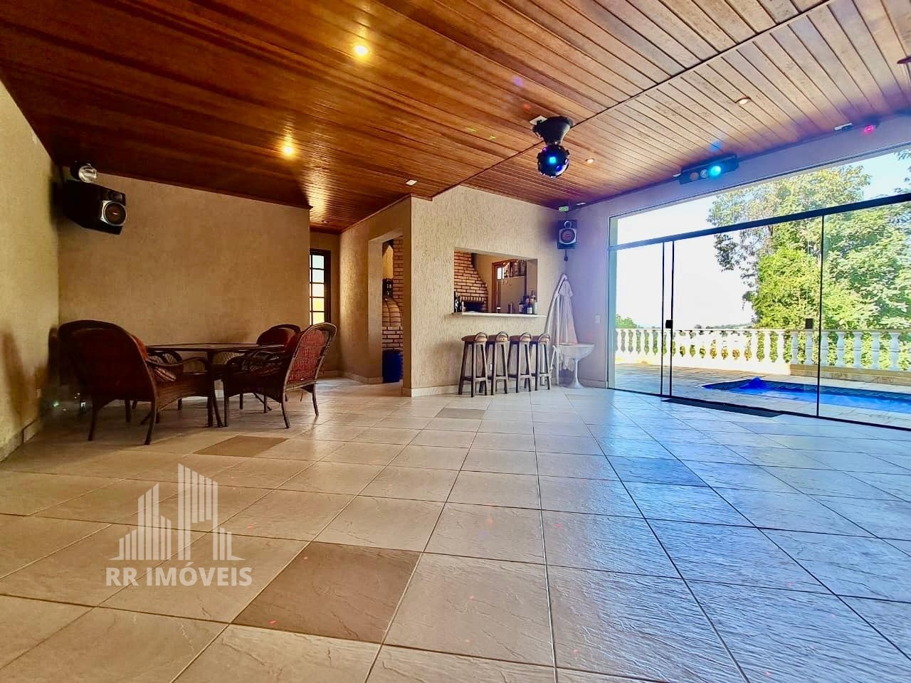 Casa, 3 quartos, 250 m² - Foto 31