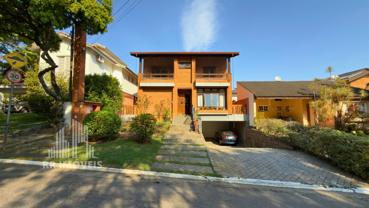 Casa, 4 quartos, 305 m² - Foto 2