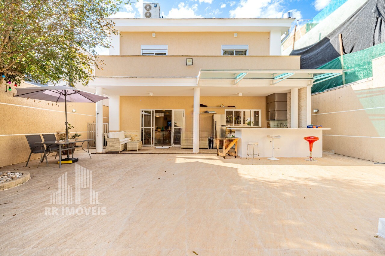 Casa, 4 quartos, 240 m² - Foto 11