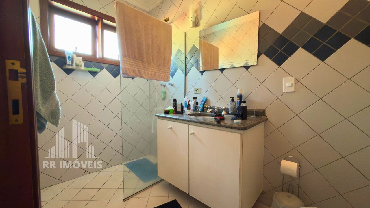 Casa, 4 quartos, 305 m² - Foto 24
