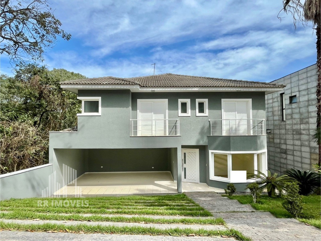 Casa, 4 quartos, 330 m² - Foto 2