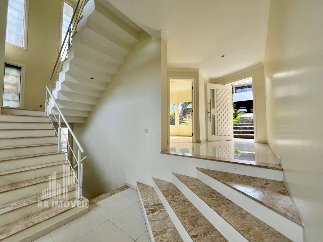 Casa, 4 quartos, 330 m² - Foto 12