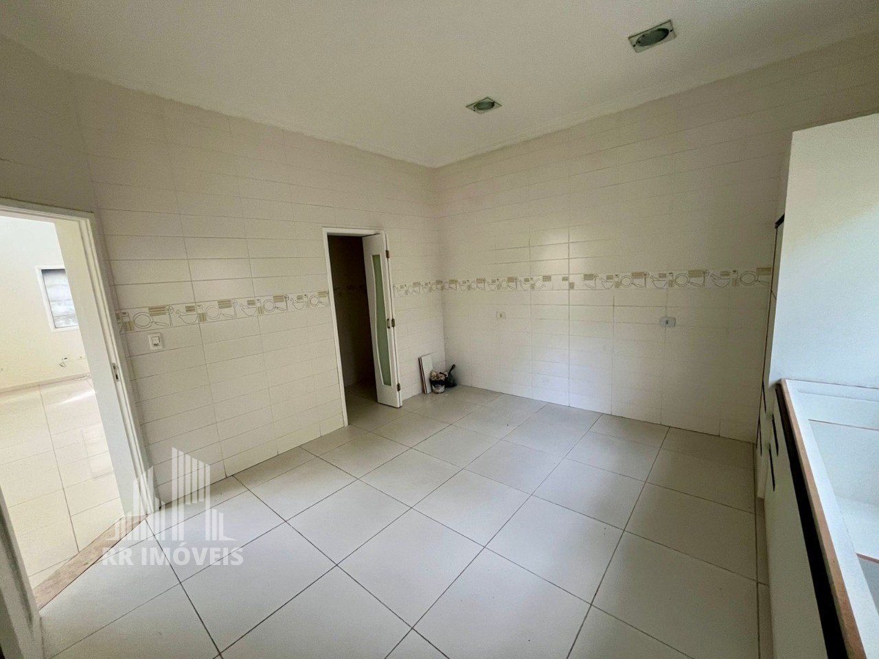 Casa, 4 quartos, 330 m² - Foto 31
