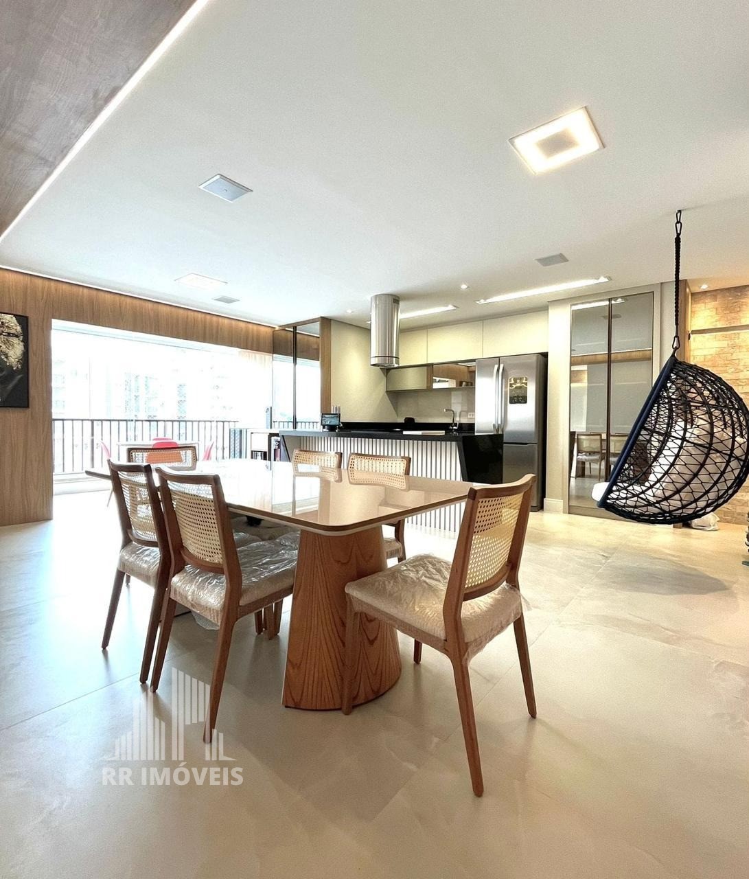 Apartamento, 2 quartos, 110 m² - Foto 1