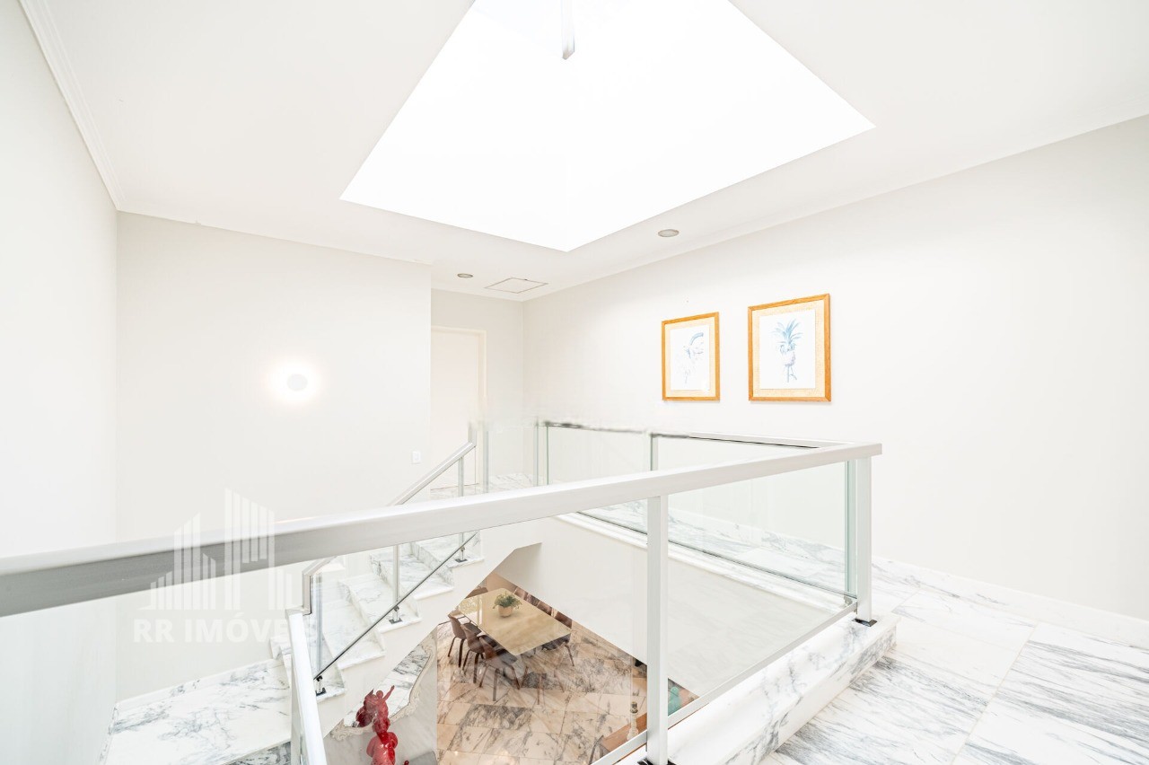 Casa, 4 quartos, 240 m² - Foto 13