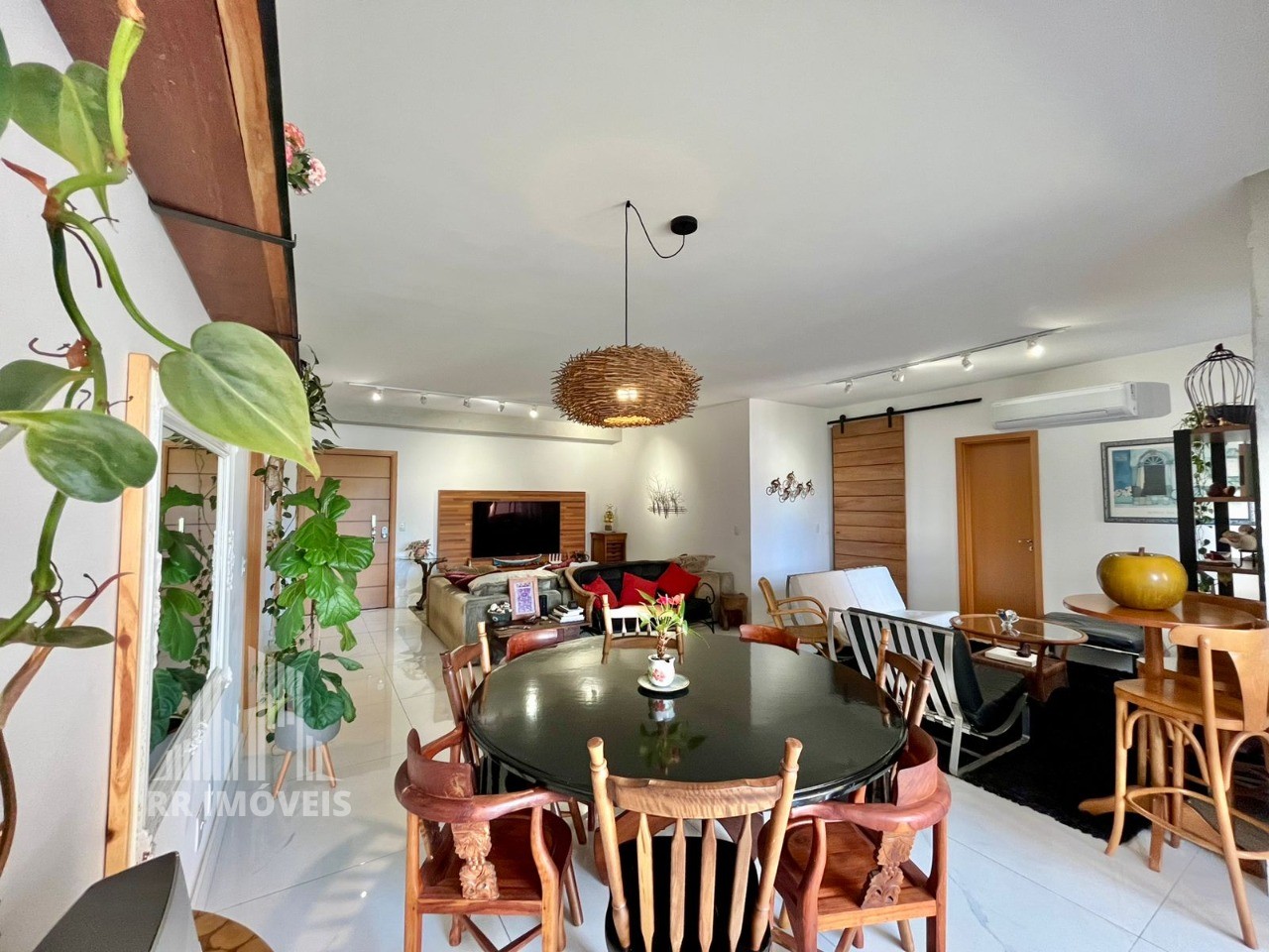Apartamento, 2 quartos, 136 m² - Foto 2