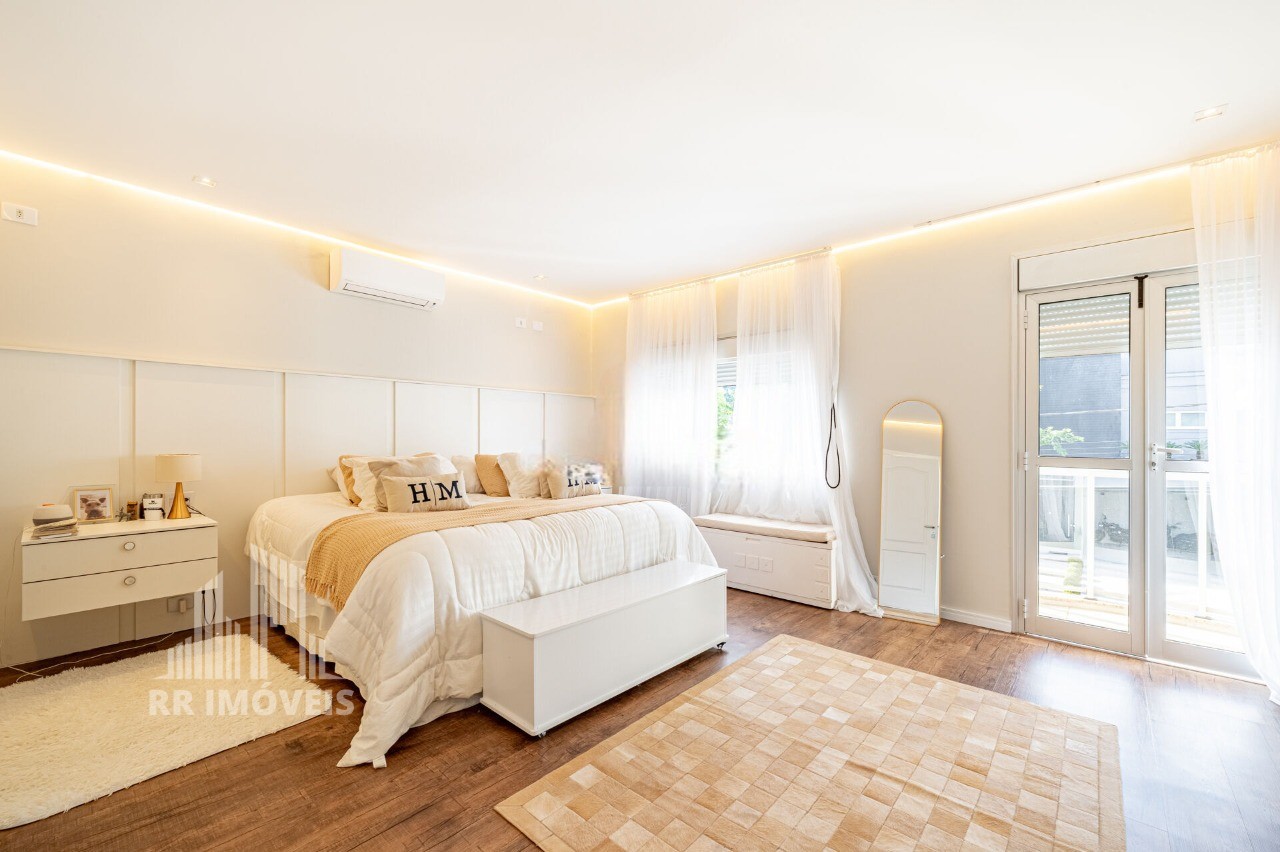 Casa, 4 quartos, 240 m² - Foto 17