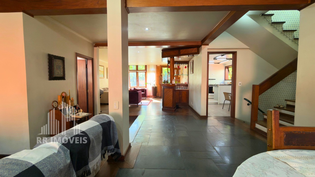 Casa, 4 quartos, 305 m² - Foto 13