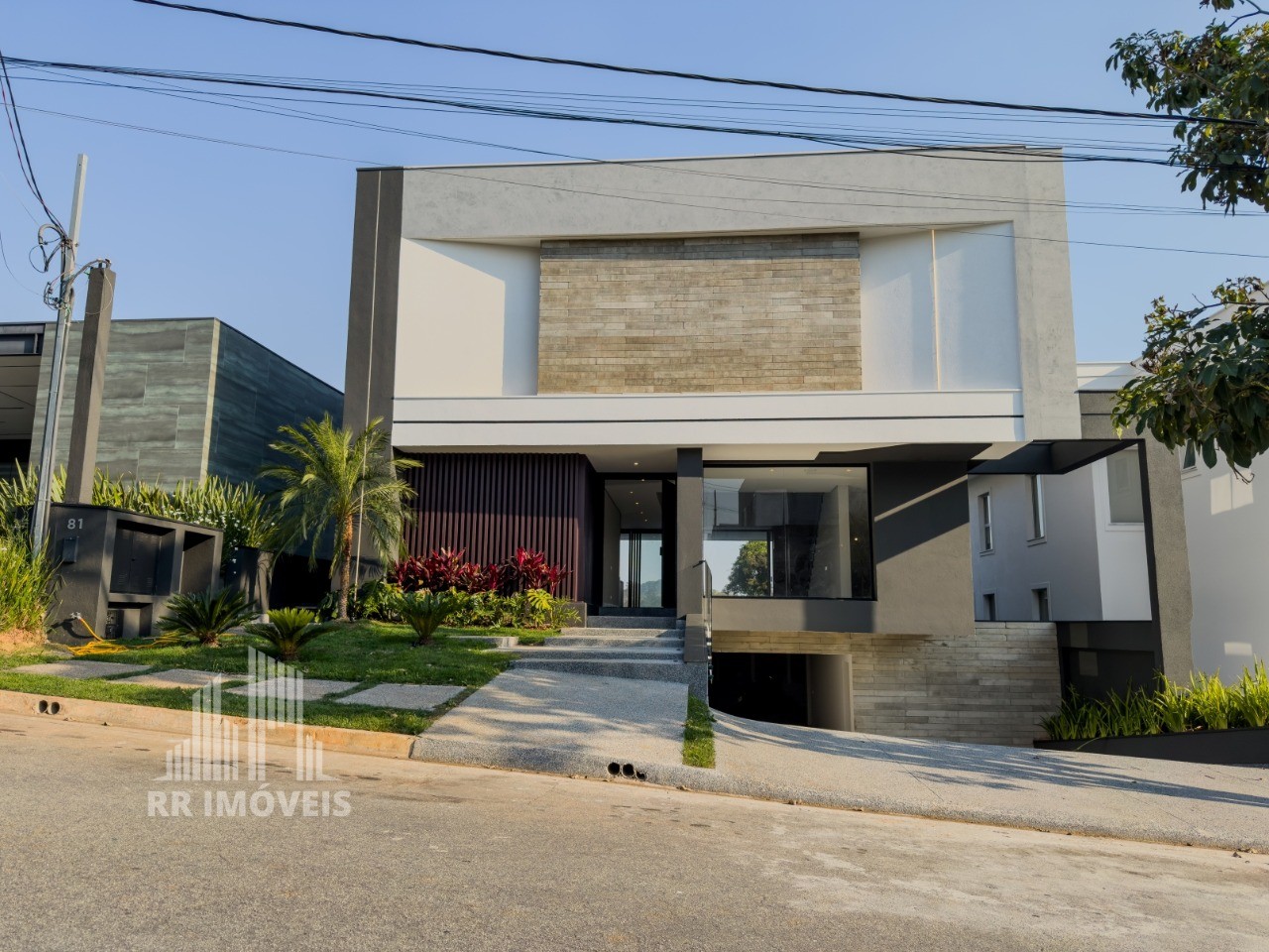 Casa, 4 quartos, 489 m² - Foto 1