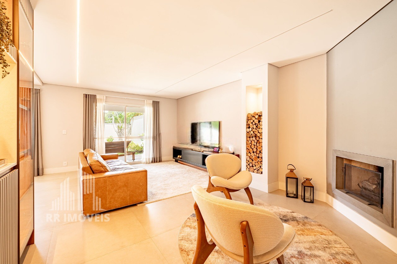 Casa, 3 quartos, 237 m² - Foto 2