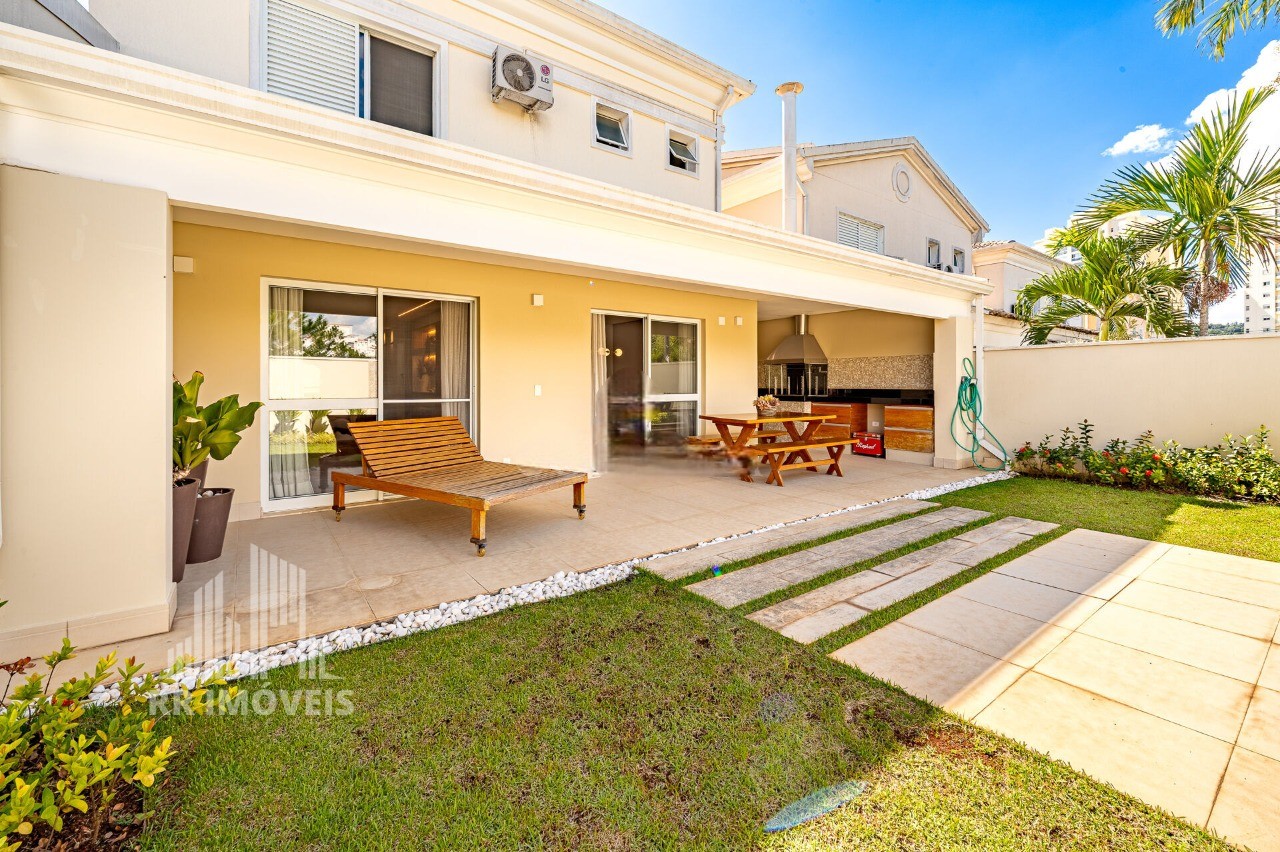 Casa, 3 quartos, 237 m² - Foto 1
