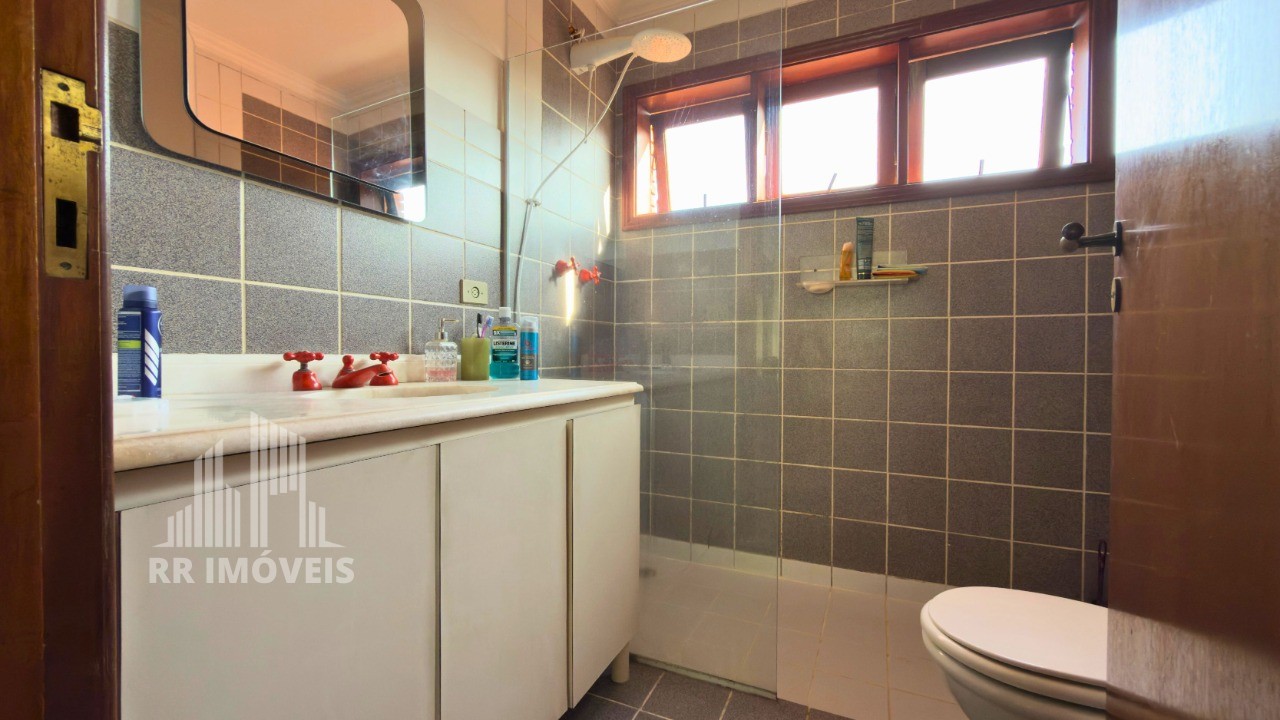 Casa, 4 quartos, 305 m² - Foto 28