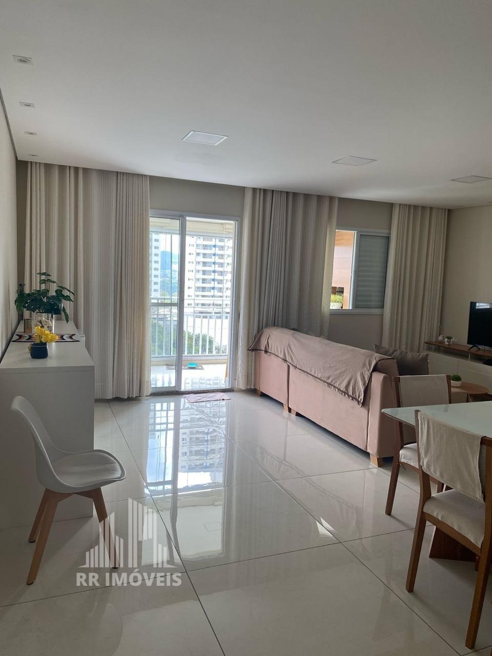 Apartamento, 3 quartos, 105 m² - Foto 2