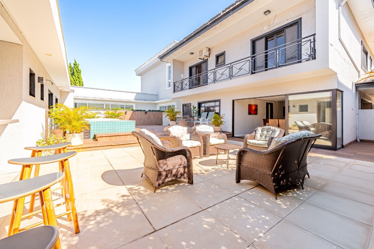 Casa, 4 quartos, 341 m² - Foto 1