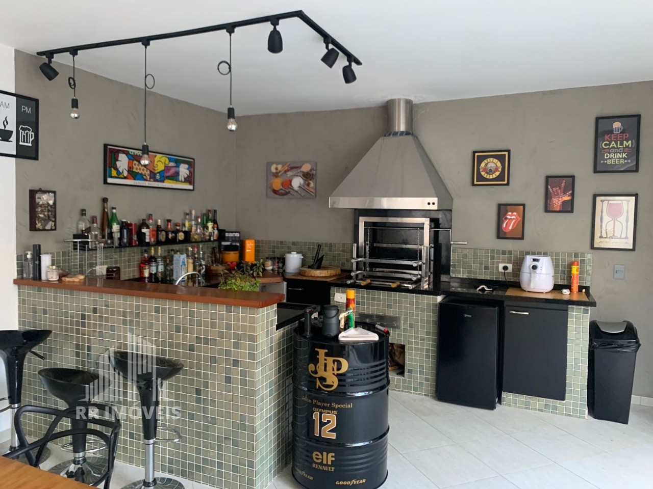 Casa, 3 quartos, 170 m² - Foto 1