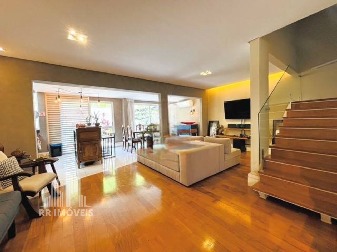 Casa, 3 quartos, 200 m² - Foto 1