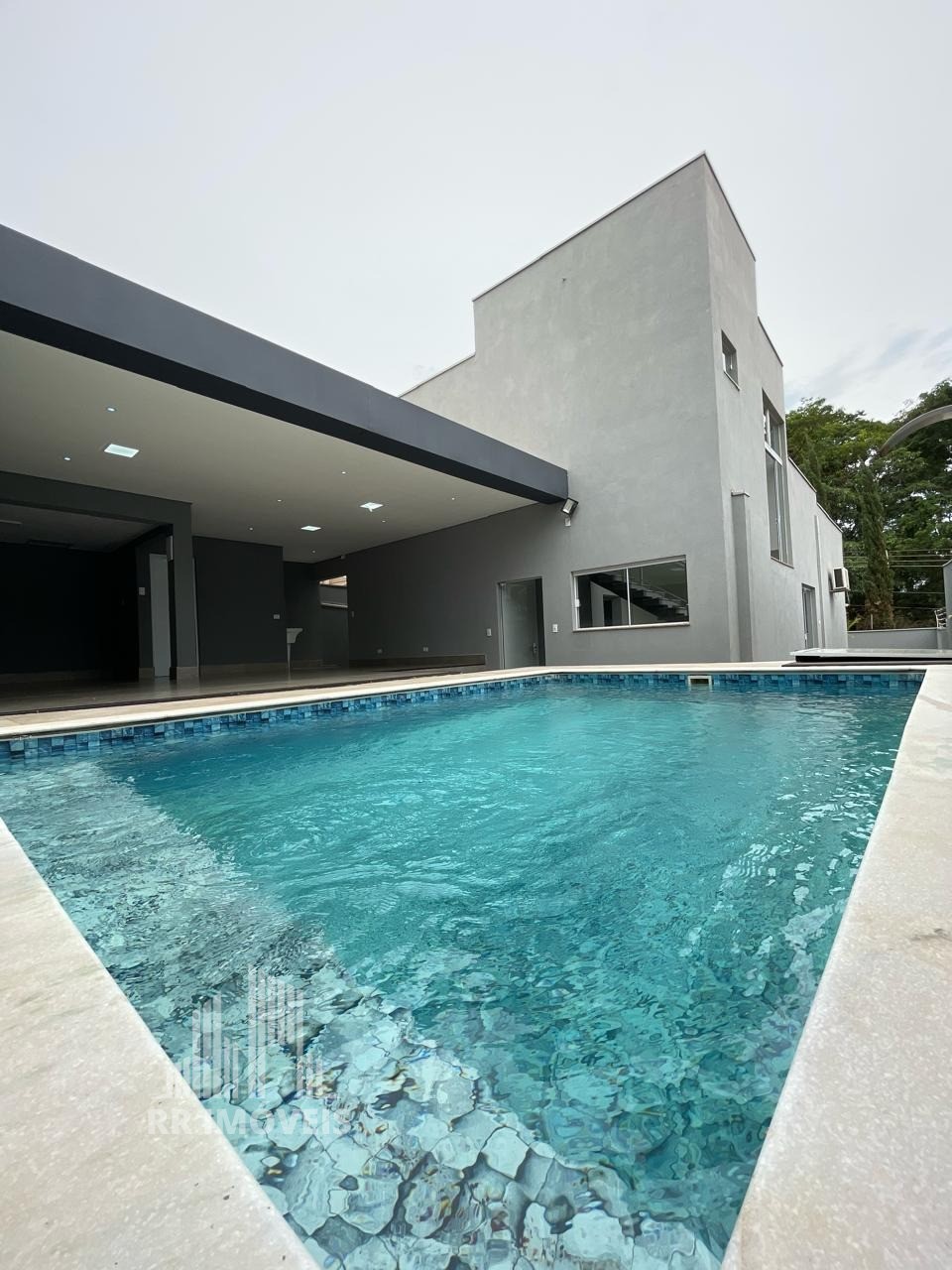 Casa, 3 quartos, 230 m² - Foto 1