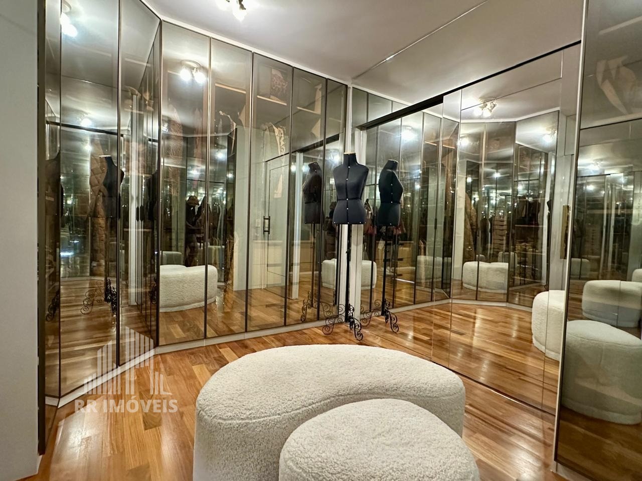 Casa, 3 quartos, 379 m² - Foto 49