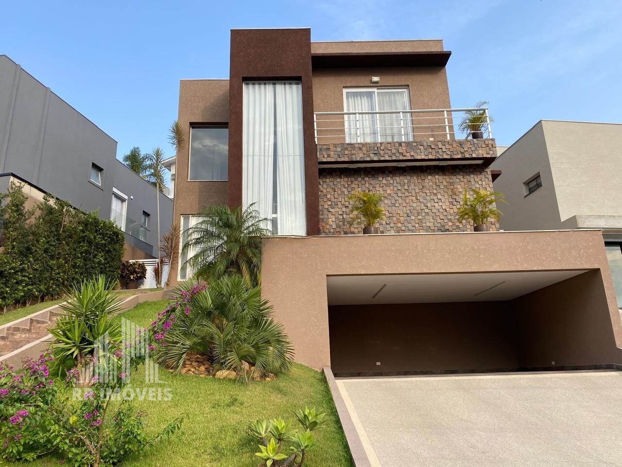Casa, 3 quartos, 250 m² - Foto 1