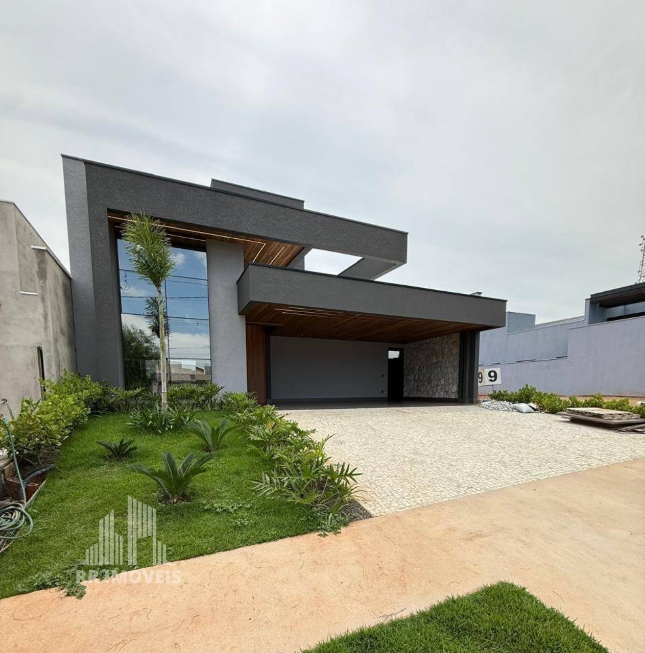 Casa, 3 quartos, 230 m² - Foto 1