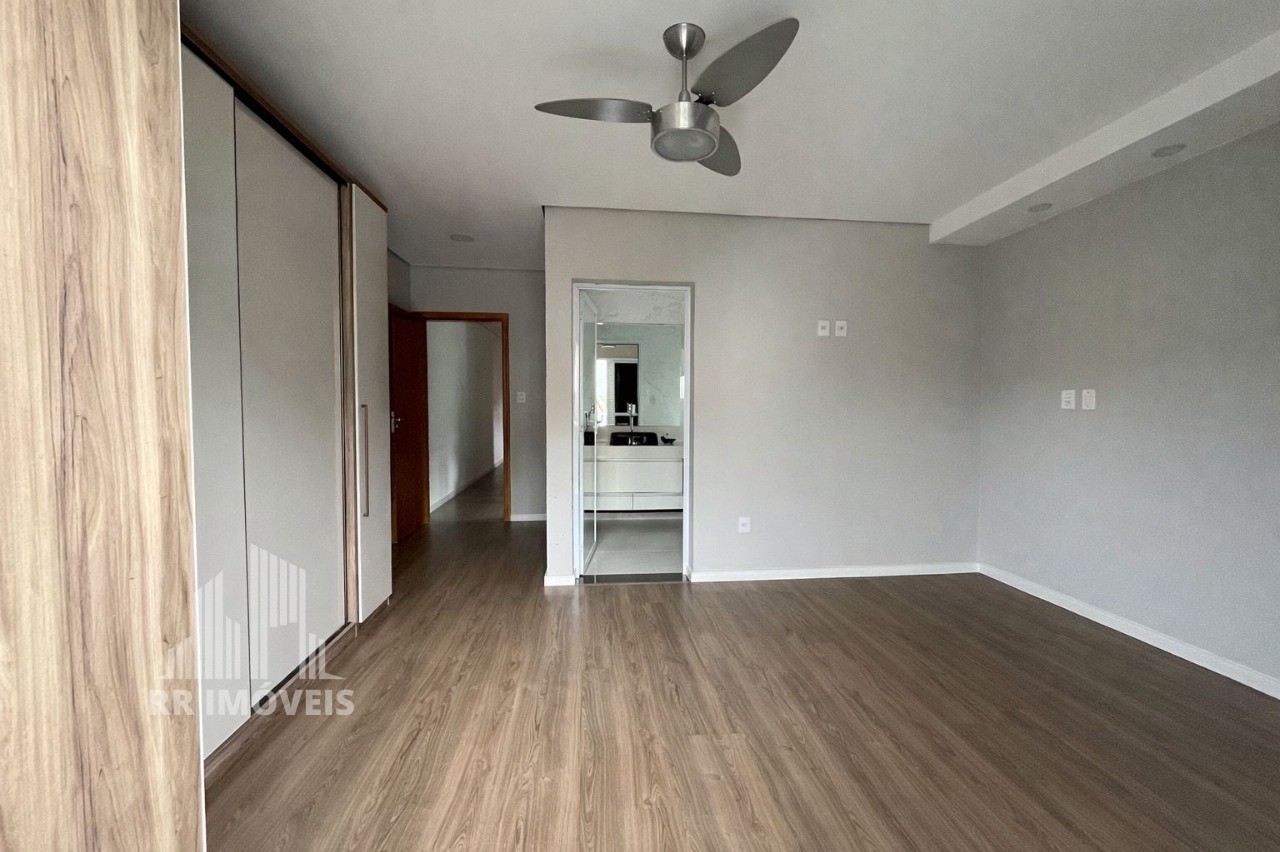 Casa, 4 quartos, 289 m² - Foto 16