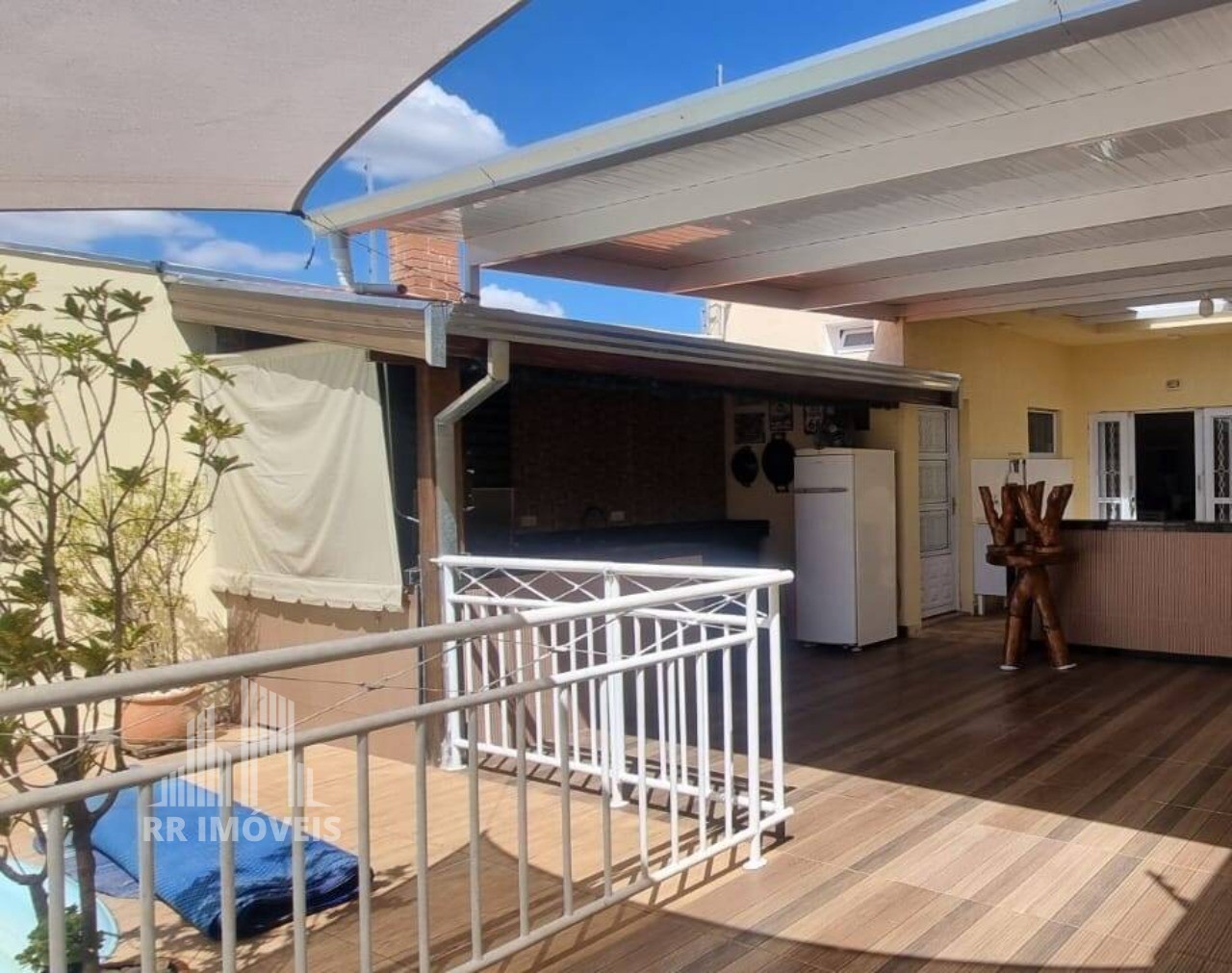 Casa, 1 quarto, 96 m² - Foto 1