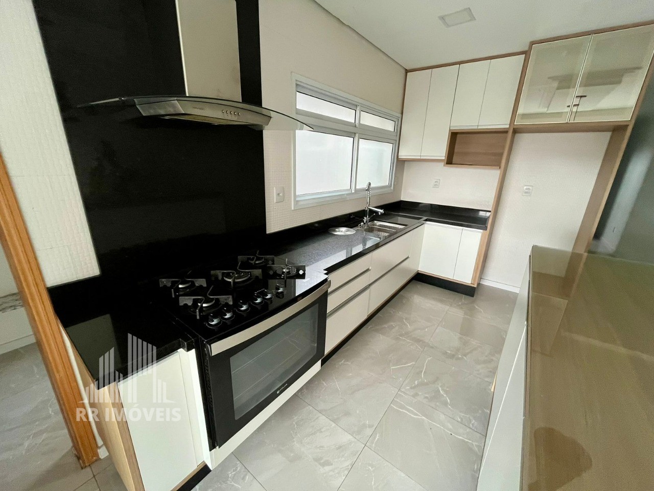 Casa, 4 quartos, 289 m² - Foto 5