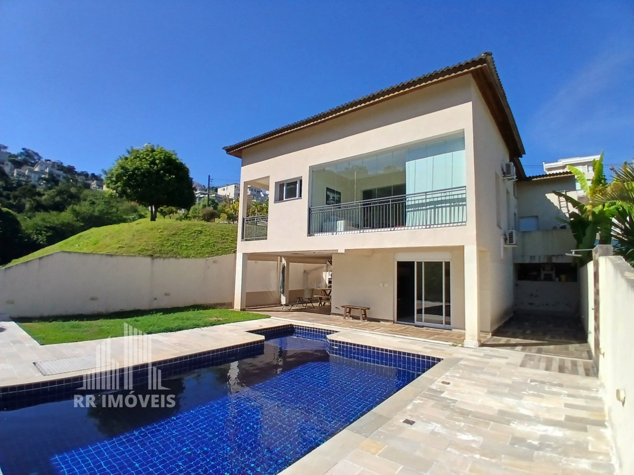 Casa, 3 quartos, 280 m² - Foto 3