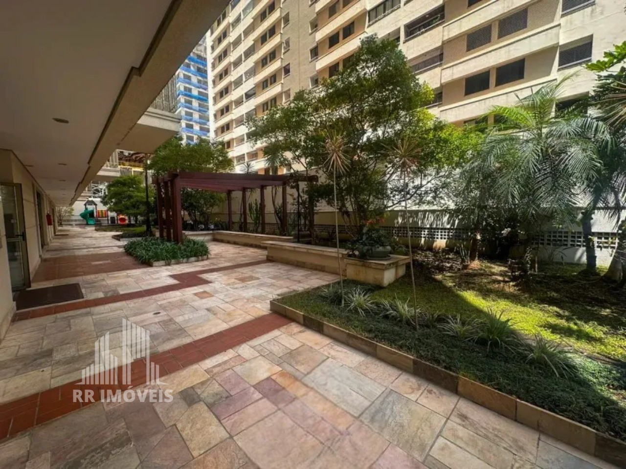 Apartamento, 2 quartos, 80 m² - Foto 1
