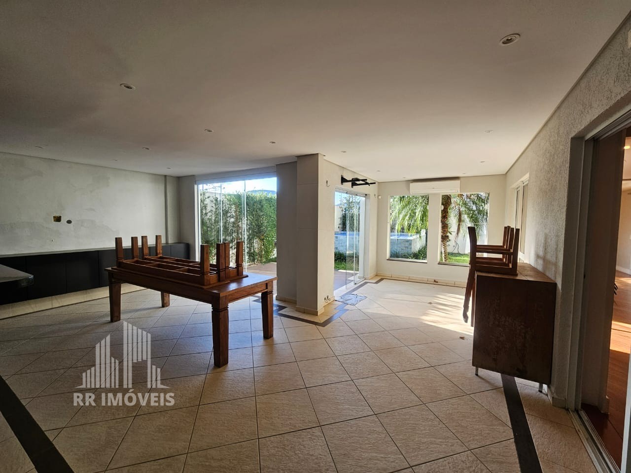 Casa, 4 quartos, 318 m² - Foto 9
