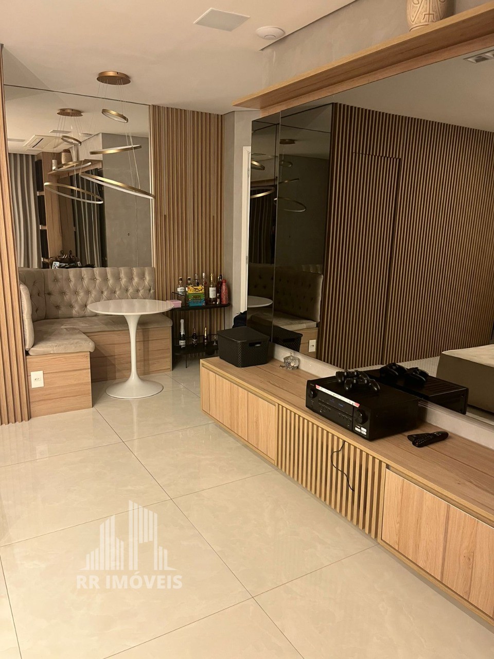 Apartamento, 3 quartos, 109 m² - Foto 2