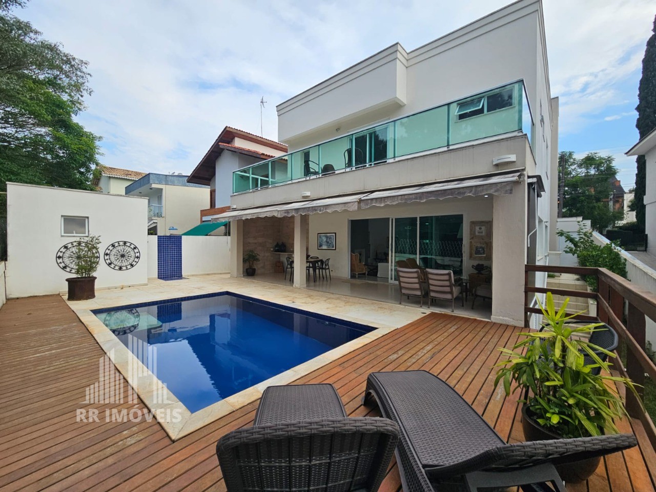 Casa, 5 quartos, 383 m² - Foto 1