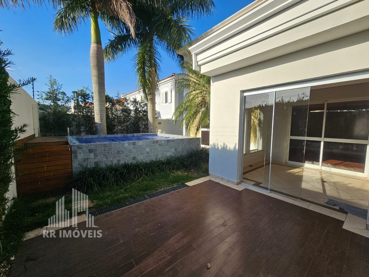 Casa, 4 quartos, 318 m² - Foto 4