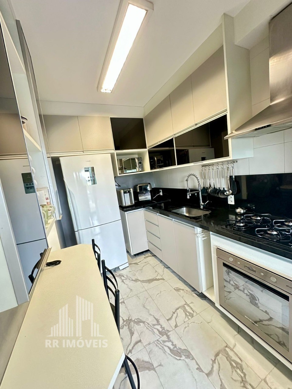 Apartamento, 2 quartos, 81 m² - Foto 1