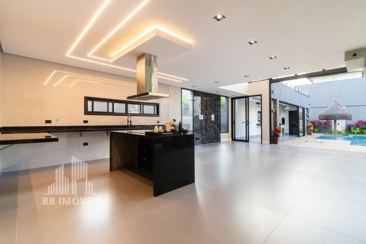 Casa, 4 quartos, 346 m² - Foto 2