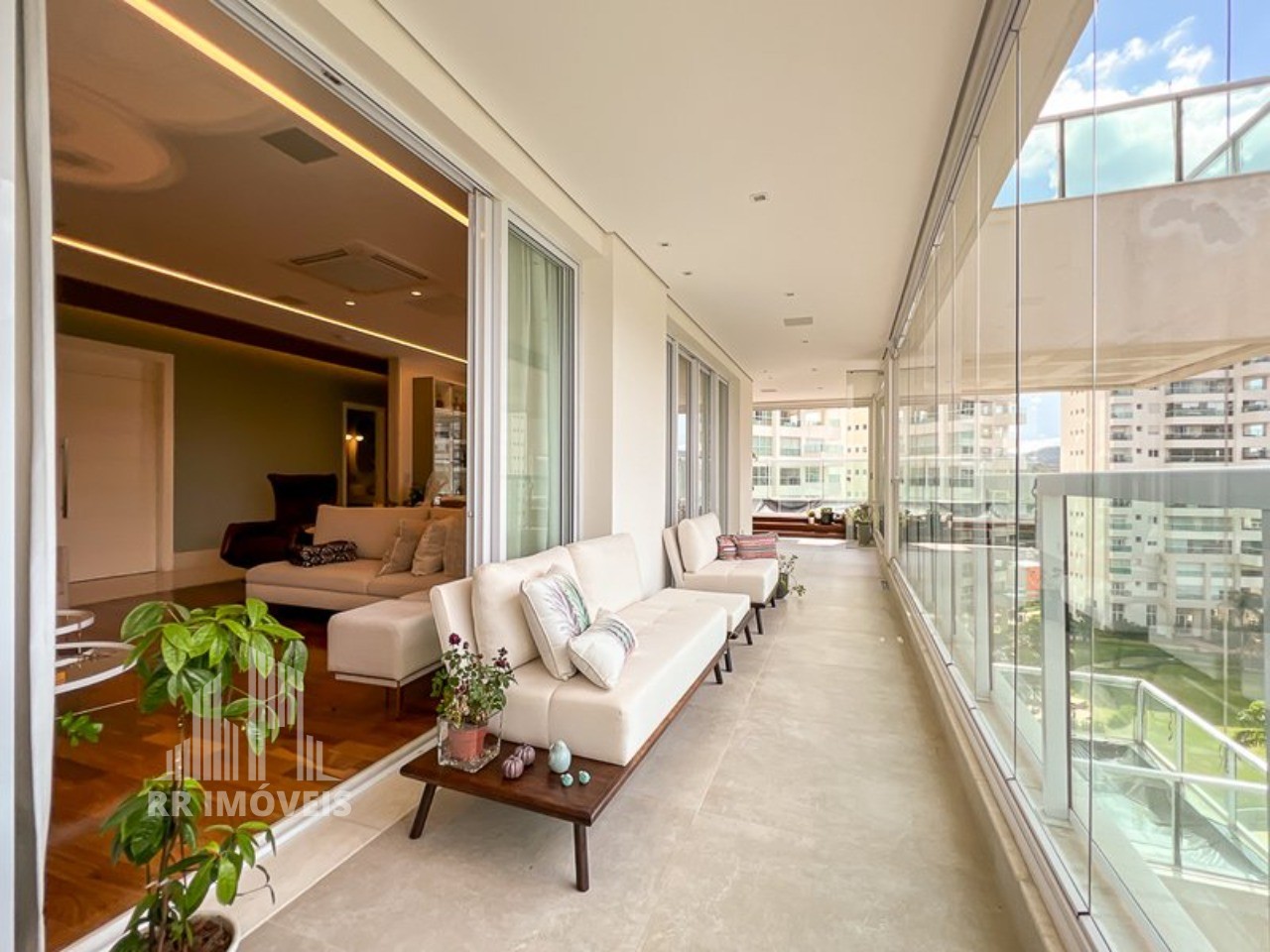 Apartamento, 3 quartos, 248 m² - Foto 4
