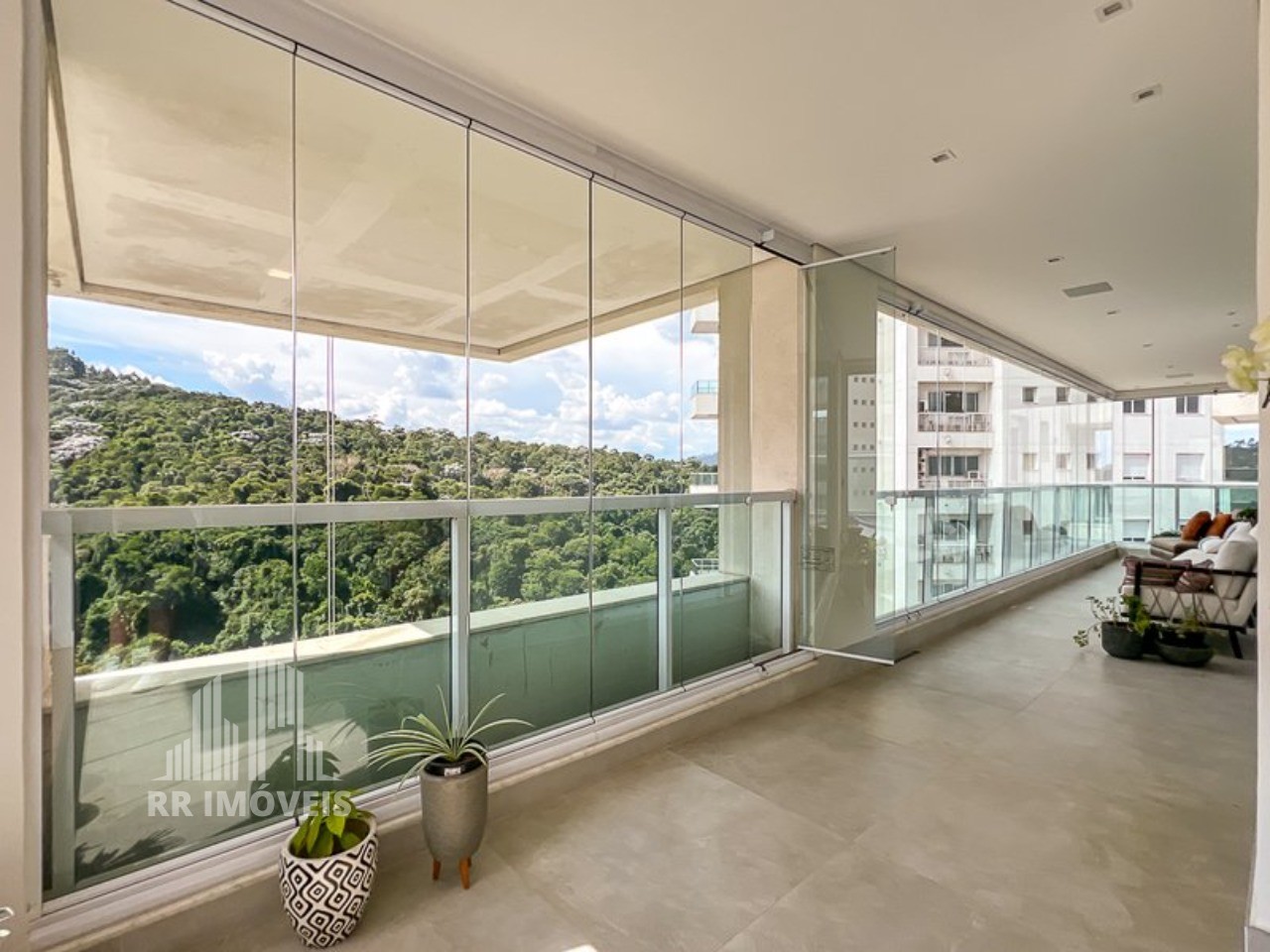 Apartamento, 3 quartos, 248 m² - Foto 6
