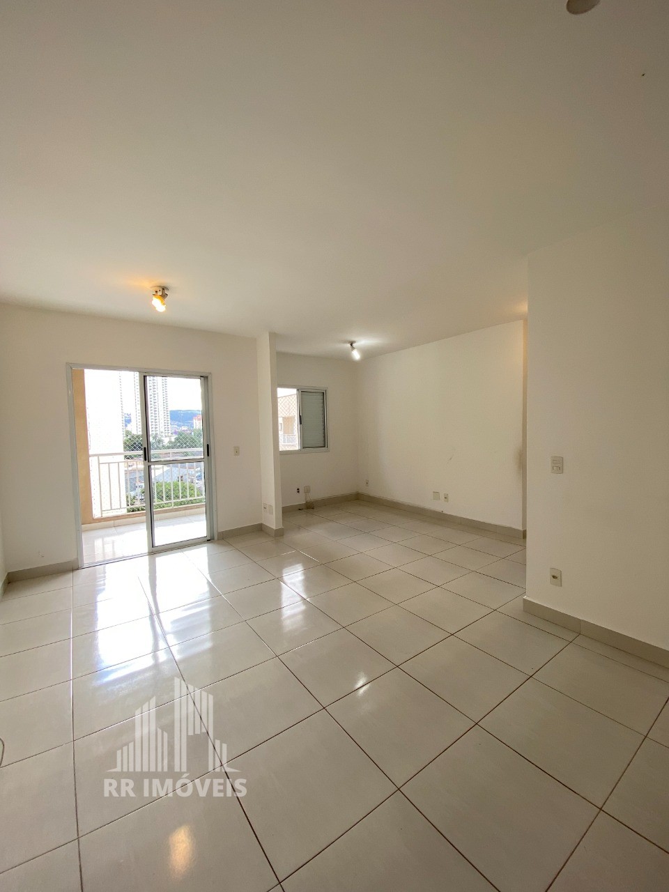 Apartamento, 2 quartos, 80 m² - Foto 1