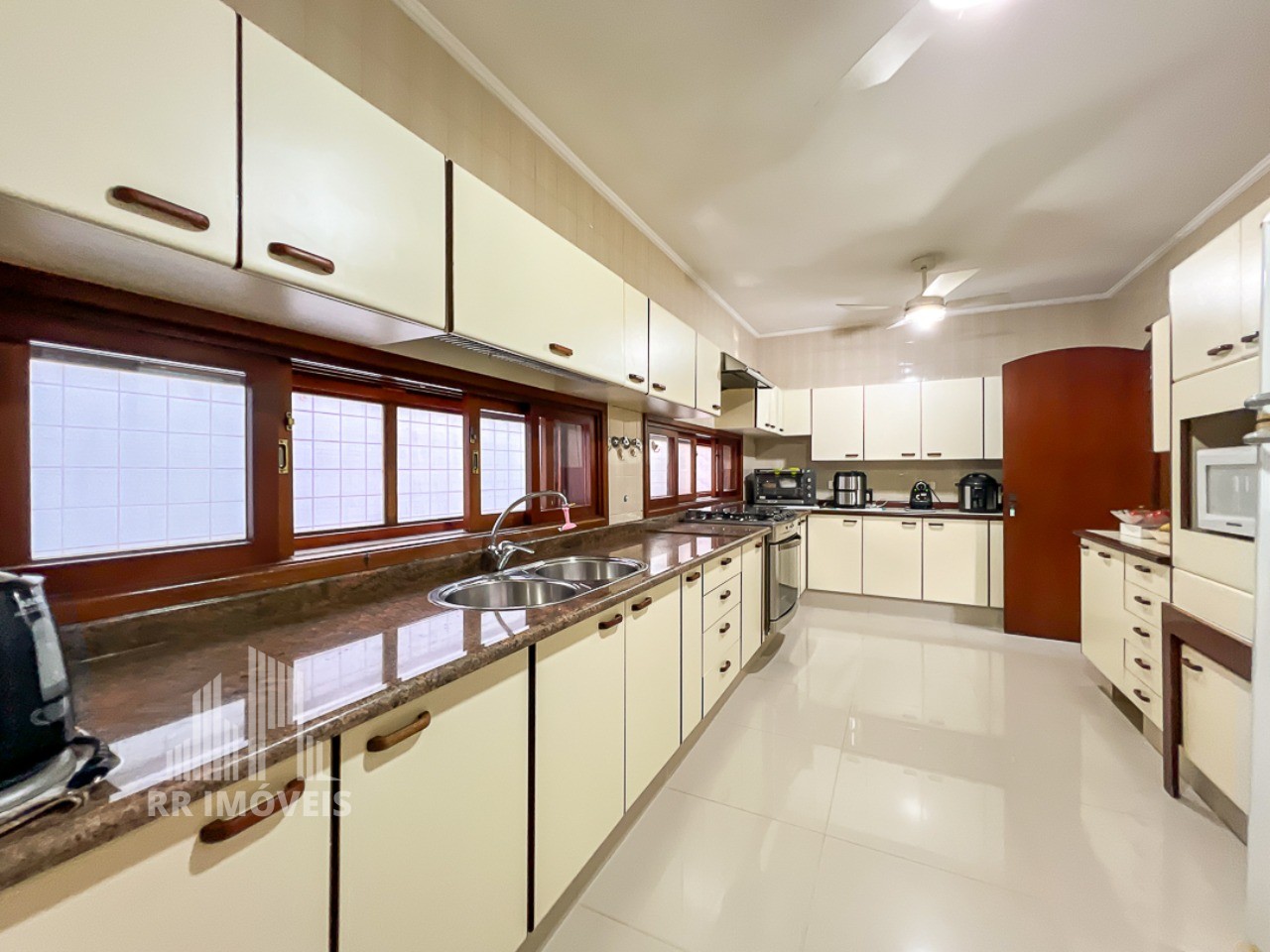 Casa, 4 quartos, 339 m² - Foto 15