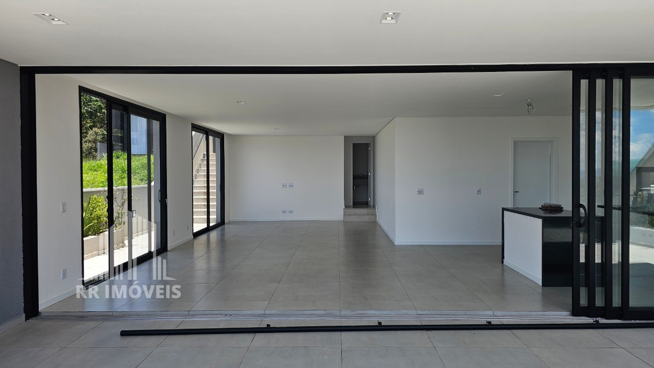 Casa, 5 quartos, 300 m² - Foto 26