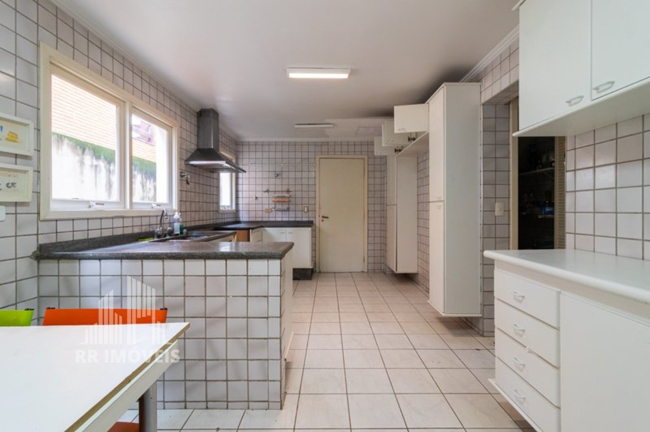 Casa, 4 quartos, 270 m² - Foto 26