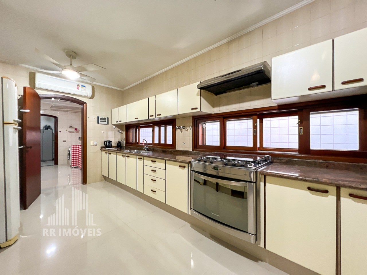 Casa, 4 quartos, 339 m² - Foto 14