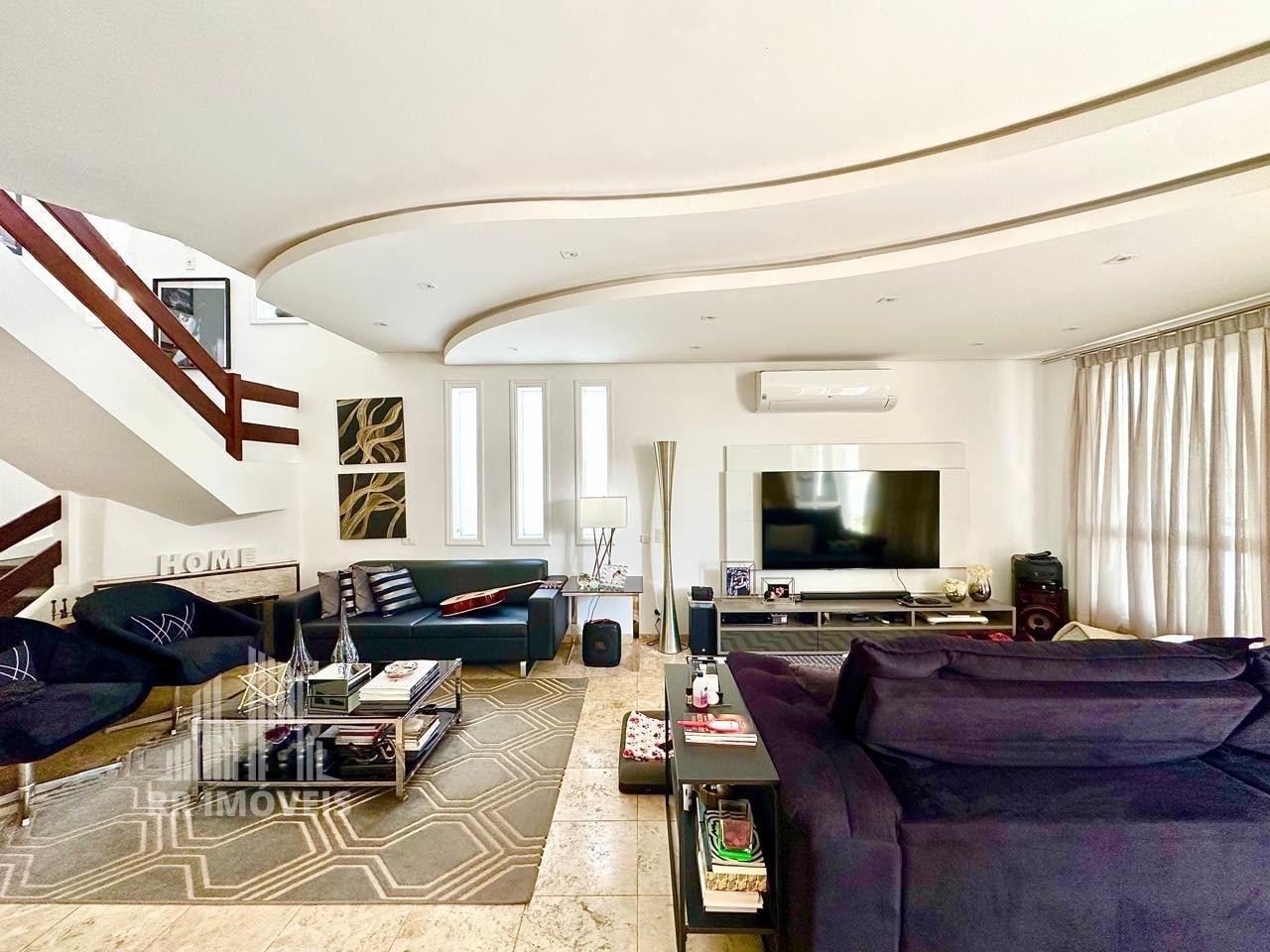 Casa, 4 quartos, 315 m² - Foto 1