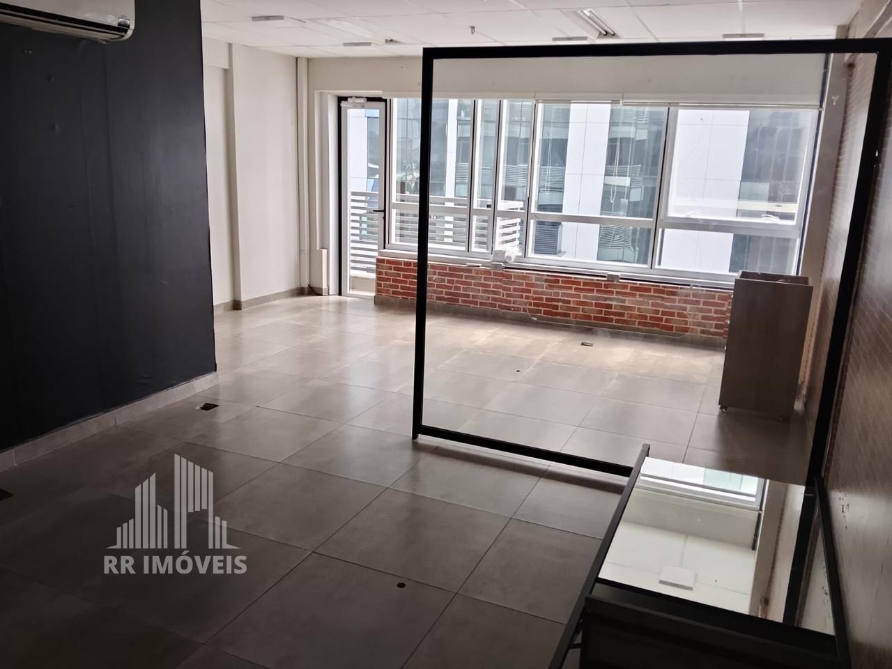 Sala-Conjunto, 42 m² - Foto 1