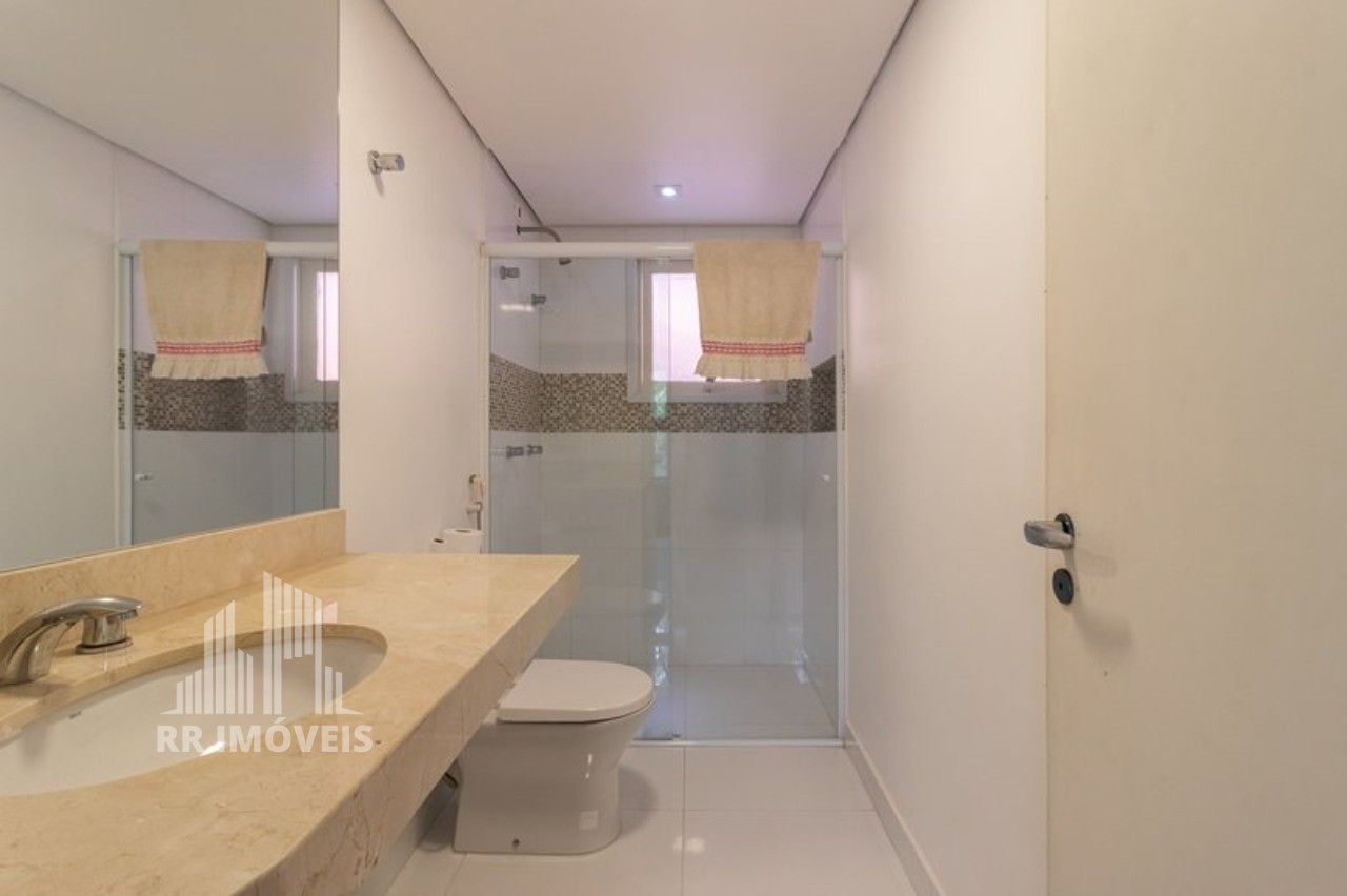 Casa, 4 quartos, 270 m² - Foto 24