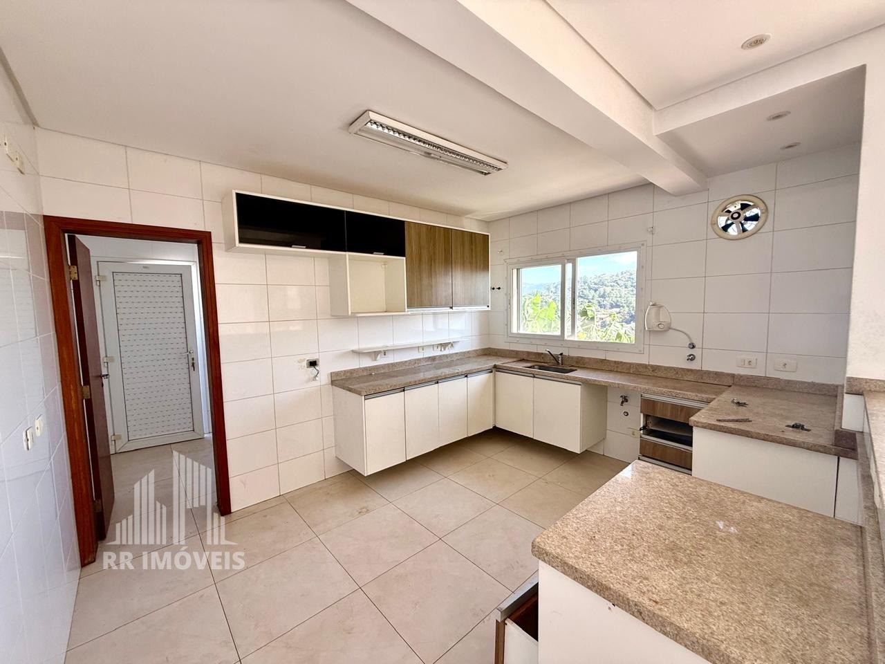 Casa, 4 quartos, 340 m² - Foto 21